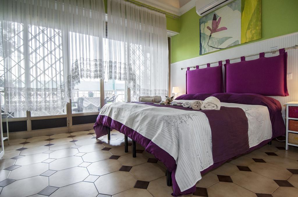 Passeggiate Romane B&B Εξωτερικό φωτογραφία