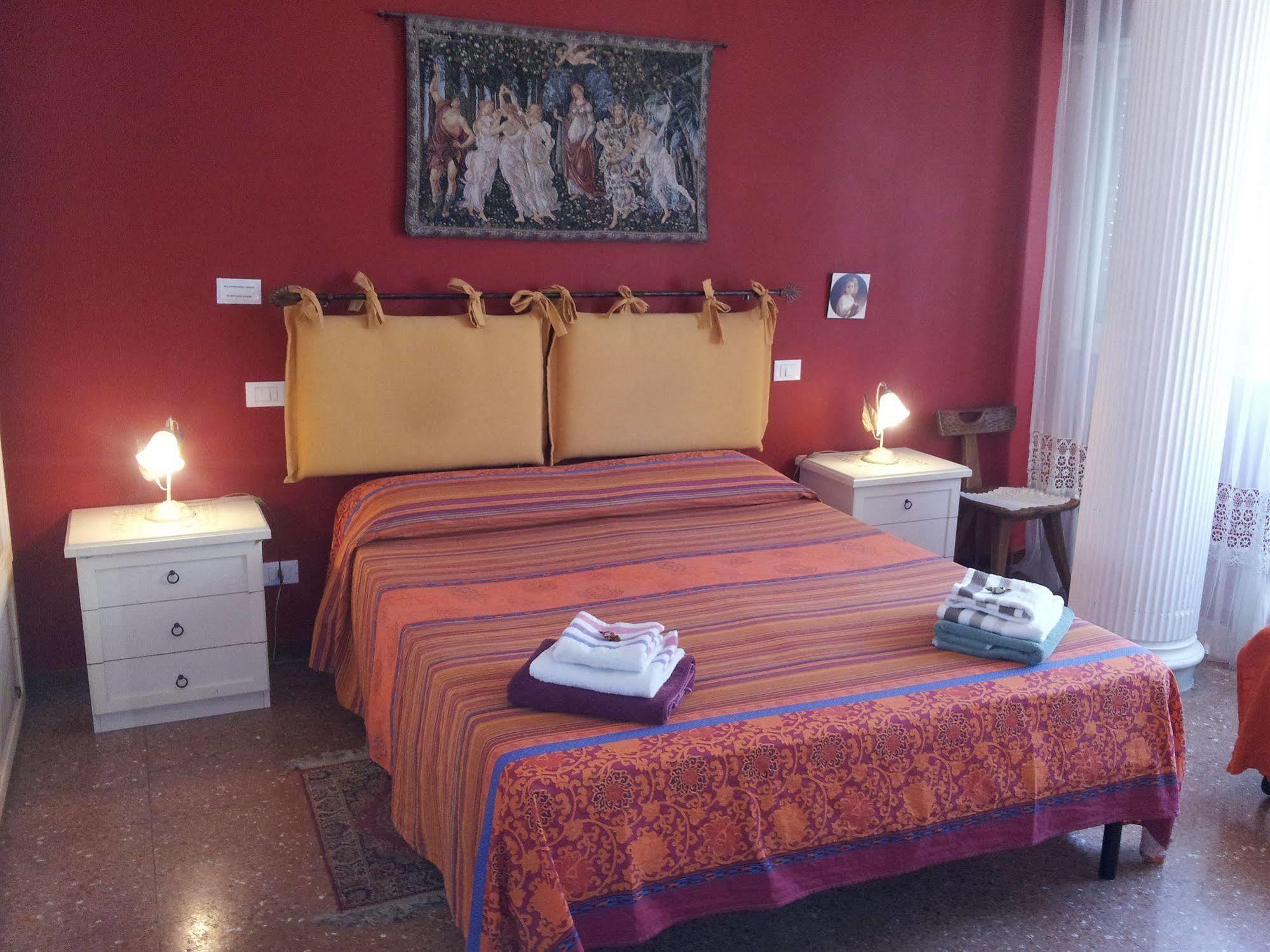 Passeggiate Romane B&B Εξωτερικό φωτογραφία