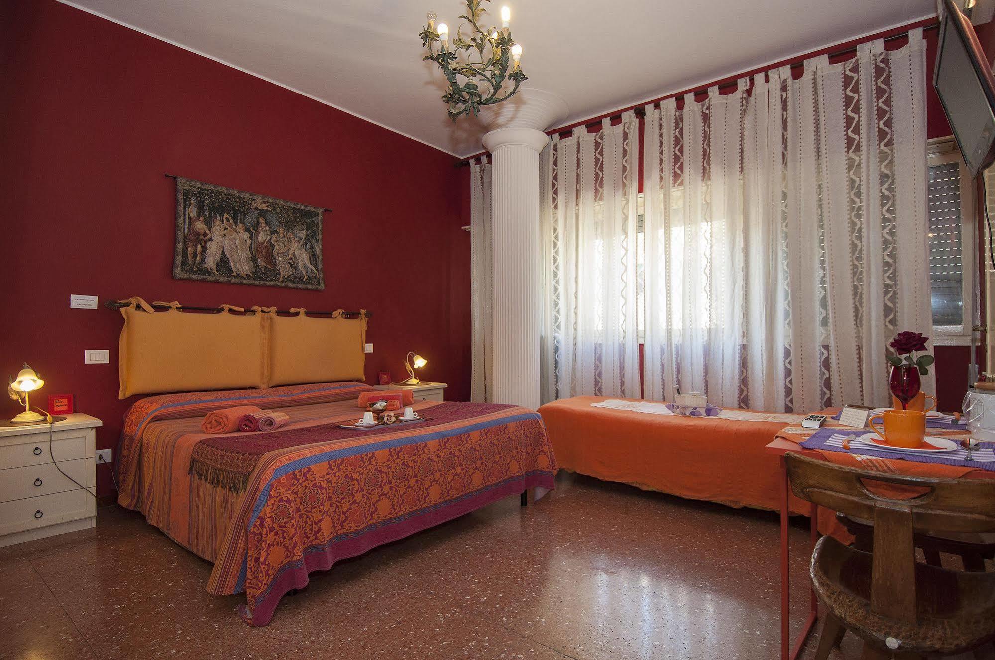 Passeggiate Romane B&B Εξωτερικό φωτογραφία