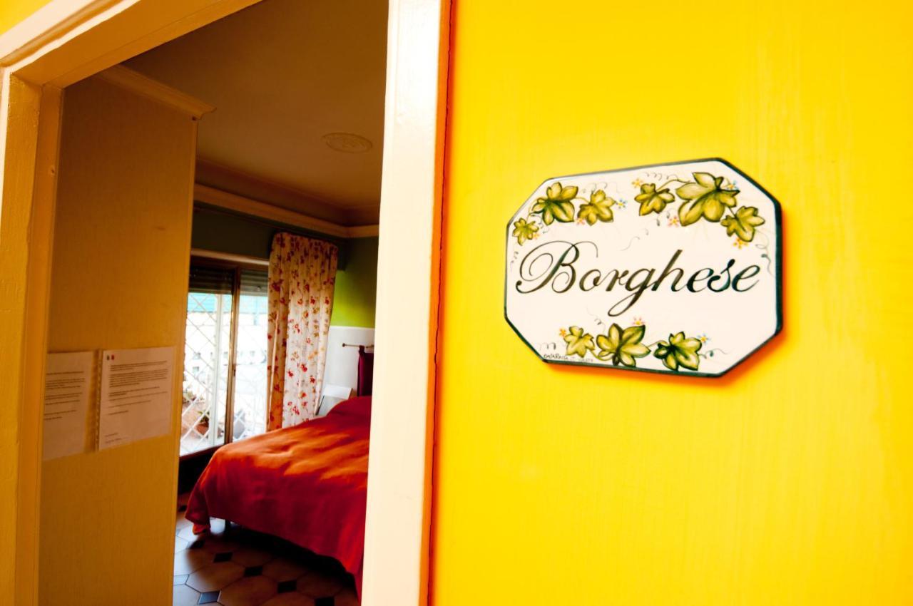 Passeggiate Romane B&B Εξωτερικό φωτογραφία